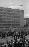 1951, Katowice, Polska.
Defilada na ulicach Katowic.
Fot. Kazimierz Seko, zbiory Ośrodka KARTA

