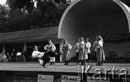 Lata 50-te, Katowice, Polska.
Festyn LPŻ (Ligi Przyjaciół Żołnierza).
Fot. Kazimierz Seko, zbiory Ośrodka KARTA
