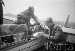 2.05.1960 lub 24.05.1960, Bielsko-Biała, Polska.
Oblatywanie szybowca 