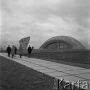 Październik 1968, Lenino, Białoruska SRR, ZSRR.
Muzeum Radziecko-Polskiego Braterstwa Broni na polu bitwy pod Lenino. 
Fot. Kazimierz Seko, zbiory Ośrodka KARTA