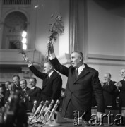 11.12.1971, Warszawa, Polska.
Zakończenie VI Zjazdu Polskiej Zjednoczonej Partii Robotniczej, Edward Gierek i Piotr Jaroszewicz.
Fot. Kazimierz Seko, zbiory Ośrodka KARTA.
