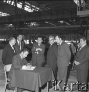 Wrzesień 1971, Katowice, Polska.
Józef Tejchma - wiceprezes Rady Ministrów z wizytą w Hucie Ferrum.
Fot. Kazimierz Seko, zbiory Ośrodka KARTA
