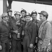 1975, Jaworzno, woj. Katowice, Polska.
Kopalnia Komuna Paryska - grupa przodowników pracy.
Fot. Kazimierz Seko, zbiory Ośrodka KARTA
