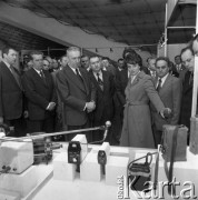 28.04.1977, Katowice, Polska.
Edward Gierek i Zdzisław Grudzień zwiedzający wystawę osiągnięć nauki i techniki ZSRR..
Fot. Kazimierz Seko, zbiory Ośrodka KARTA
