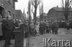 17.04.1978, Oświęcim-Brzezinka, Polska.
Muzeum Auschwitz-Birkenau, otwarcie bloku z ekspozycją poświęconą martyrologii Żydów.
Fot. Kazimierz Seko, zbiory Ośrodka KARTA