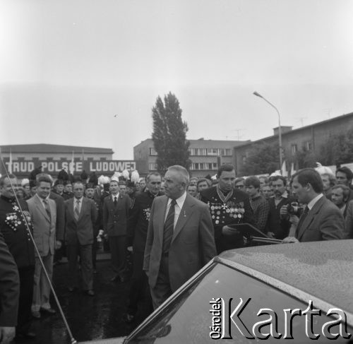 Lipiec 1980, Ruda Śląska, Polska.
Kopalnia Halemba, spotkanie Edwarda Gierka z załogą podczas uruchomienia szybu Grunwald.
Fot. Kazimierz Seko, zbiory Ośrodka KARTA