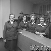 1978, Katowice, Polska.
Pracownice szatni Teatru Śląskiego.
Fot. Kazimierz Seko, zbiory Ośrodka KARTA