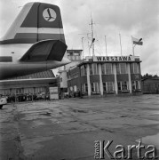 12.07.1966, Warszawa, Polska.
Dworzec na lotnisku Okęcie.
Fot. Jarosław Tarań, zbiory Ośrodka KARTA [66-57]
 
