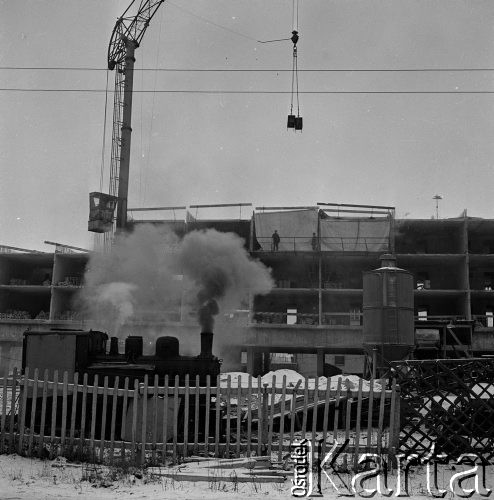 12.12.1967, Warszawa, Polska.
Budowa osiedla mieszkaniowego przy Placu za Żelazną Bramą.
Fot. Jarosław Tarań, zbiory Ośrodka KARTA [67-41]
 
