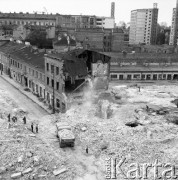 17.08.1968, Warszawa, Polska.
Wyburzanie starych domów w okolicy Placu Grzybowskiego.
Fot. Jarosław Tarań, zbiory Ośrodka KARTA [68-114]
 
