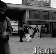 Listopad 1969, Warszawa, Polska.
Film kręcony przez studentów III roku Państwowej Wyższej Szkoły Teatralnej (PWST) w Warszawie.
Fot. Jarosław Tarań, zbiory Ośrodka KARTA [69-82]
 
