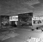 3.04.1969, Warszawa - Okęcie, Polska.
Budowa nowoczesnego portu lotniczego.
Fot. Jarosław Tarań, zbiory Ośrodka KARTA [69-232]
 
