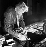 16.06.1969, Bielsko-Biała, Polska
Wytwórnia filmów animowanych.
Fot. Jarosław Tarań, zbiory Ośrodka KARTA [69-436]
 
