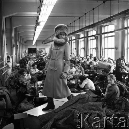 22.09.1970, Warszawa, Polska.
 Zakłady 