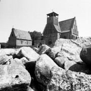 Czerwiec 1970, Hel, Polska
 Muzeum Rybackie w budynku dawnego kościoła parafialnego.
 Fot. Jarosław Tarań, zbiory Ośrodka KARTA [70-134]
   
