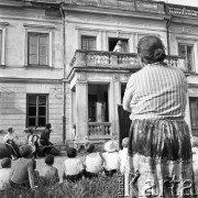 Lipiec 1970, Sanniki, Polska
Pałacyk w Sannikach, 