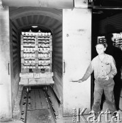 Wrzesień 1971, Wałbrzych, Polska
 Fabryka Porcelany Stołowej 