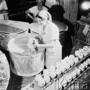 Wrzesień 1971, Wałbrzych, Polska
 Fabryka Porcelany Stołowej 