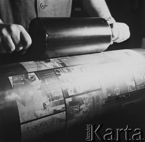 3.05.1972, Warszawa, Polska.
Wklęsłodruk, linotypy.
Fot. Jarosław Tarań, zbiory Ośrodka KARTA [72-34]
 

