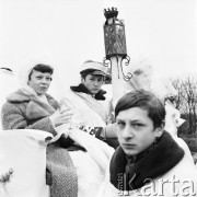 10.03.1972, Zamość okolice, Polska
 Obwożenie gromnicy.
 Fot. Jarosław Tarań, zbiory Ośrodka KARTA [72-41]
   
