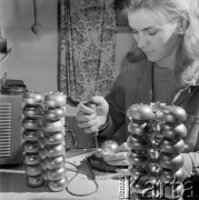 27.11.1973, Radom, Polska
 Fabryka telefonów.
 Fot. Jarosław Tarań, zbiory Ośrodka KARTA [73-11]
   
