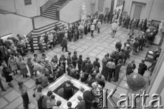7.03.1973, Warszawa, Polska.
 Muzeum Narodowe - wystawa greckiej biżuterii i złota z okresu starożytnego.
 Fot. Jarosław Tarań, zbiory Ośrodka KARTA [73-111]
   
