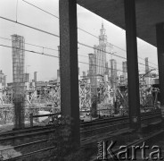 20.09.1973, Warszawa, Polska.
 Budowa Dworca Centralnego, w tle Pałac Kultury i Nauki.
 Fot. Jarosław Tarań, zbiory Ośrodka KARTA [73-182]
   
