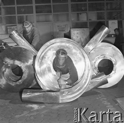 17.11.1973, Kielce, Polska
 Fabryka Aparatury Chemicznej 