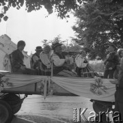 24.06.1974, Płock, Polska
Festiwal Folklorystyczny.
Fot. Jarosław Tarań, zbiory Ośrodka KARTA [74-191]
 
