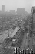 29.10.1974, Warszawa, Polska.
 Budowa Dworca Centralnego, ruch w Alejach Jerozolimskich.
 Fot. Jarosław Tarań, zbiory Ośrodka KARTA [74-138]
   

