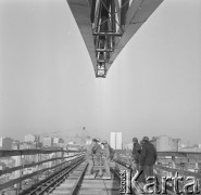 24.11.1974, Warszawa, Polska.
Budowa Dworca Centralnego.
Fot. Jarosław Tarań, zbiory Ośrodka KARTA [74-154]
 
