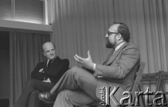 19.12.1974, Warszawa, Polska.
Kompozytor Krzysztof Penderecki podczas wieczoru autorskiego w siedzibie ZAiKS-u.
Fot. Jarosław Tarań, zbiory Ośrodka KARTA [74-262]
 
