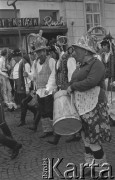 24.06.1974, Płock, Polska
Festiwal Zespołów Regionalnych.
Fot. Jarosław Tarań, zbiory Ośrodka KARTA [74-168]
 
