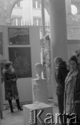 20.04.1975, Warszawa, Polska.
Wystawa w galerii Związku Polskich Artystów Plastyków przy ulicy Mazowieckiej.
Fot. Jarosław Tarań, zbiory Ośrodka KARTA [75-78]
 
