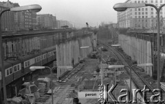 27.01.1975, Warszawa, Polska.
Dworzec Centralny w budowie, perony.
Fot. Jarosław Tarań, zbiory Ośrodka KARTA [75-36]
 
