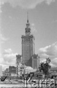 8.09.1975, Warszawa, Polska.
Dworzec Centralny w budowie, Pałac Kultury i Nauki.
Fot. Jarosław Tarań, zbiory Ośrodka KARTA [75-26]
 
