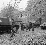 26.10.1975, Warszawa, Polska.
Ekspozycja w Muzeum Wojska Polskiego.
Fot. Jarosław Tarań, zbiory Ośrodka KARTA [75-62]
 
