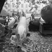 26.10.1975, Warszawa, Polska.
Ekspozycja w Muzeum Wojska Polskiego, miny i torpedy.
Fot. Jarosław Tarań, zbiory Ośrodka KARTA [75-62]
 
