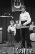11-13.11.1976, Wrocław, Polska
Muzykujące rodziny, występy konkursowe.
Fot. Jarosław Tarań, zbiory Ośrodka KARTA [76-125]

