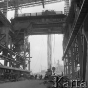18.05.1976, Katowice, Polska
Huta Katowice, stalownia w budowie.
Fot. Jarosław Tarań, zbiory Ośrodka KARTA [76-214]

