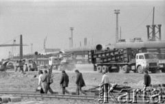 6.05.1976, Katowice, Polska
Budowa Huty Katowice.
Fot. Jarosław Tarań, zbiory Ośrodka KARTA [76-220]

