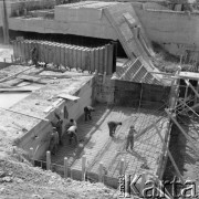 12.08.1976, Besko, Polska
Budowa zapory wodnej na Wisłoce.
Fot. Jarosław Tarań, zbiory Ośrodka KARTA [76-105]

