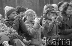1.05.1976, Warszawa, Polska.
Festyn z okazji 1 Maja.
Fot. Jarosław Tarań [76-95]

