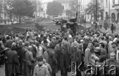 1.10.1976, Kraków, Polska
Plac Matejki, elementy odbudowanego Pomnika Grunwaldzkiego.
Fot. Jarosław Tarań, zbiory Ośrodka KARTA [76-1]

