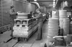 25.03.1976, Grodzisk Mazowiecki, Polska.
Fabryka Materiałów Ściernych 