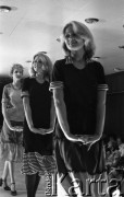 30.08.1977, Warszawa, Polska.
Stołeczne Przedsiębiorstwo Handlu Wewnętrznego - propozycje ubrań dla pań na jesień i zimę 1977-78.
Fot. Jarosław Tarań, zbiory Ośrodka KARTA [77-45]