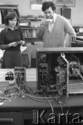 Maj 1977, Warszawa, Polska.
Pracownicy Państwowych Zakładów Telewizyjnych Polcolor.
Fot. Jarosław Tarań, zbiory Ośrodka KARTA [77-87]
