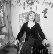 24.10.1978, Warszawa, Polska.

Emilia Krakowska, aktorka, portret.

Fot. Jarosław Tarań, zbiory Ośrodka KARTA [78-041]