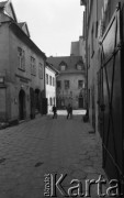 Październik 1978, Tarnów, Polska
Uliczka w okolicach Rynku, siedziba oddziału PTTK.
Fot. Jarosław Tarań, zbiory Ośrodka KARTA [78-75]