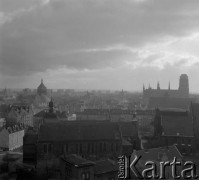 6-7.02.1981, Gdańsk, Polska
Widok miasta, z prawej bazylika Mariacka.
Fot. Jarosław Tarań, zbiory Ośrodka KARTA [81-53]